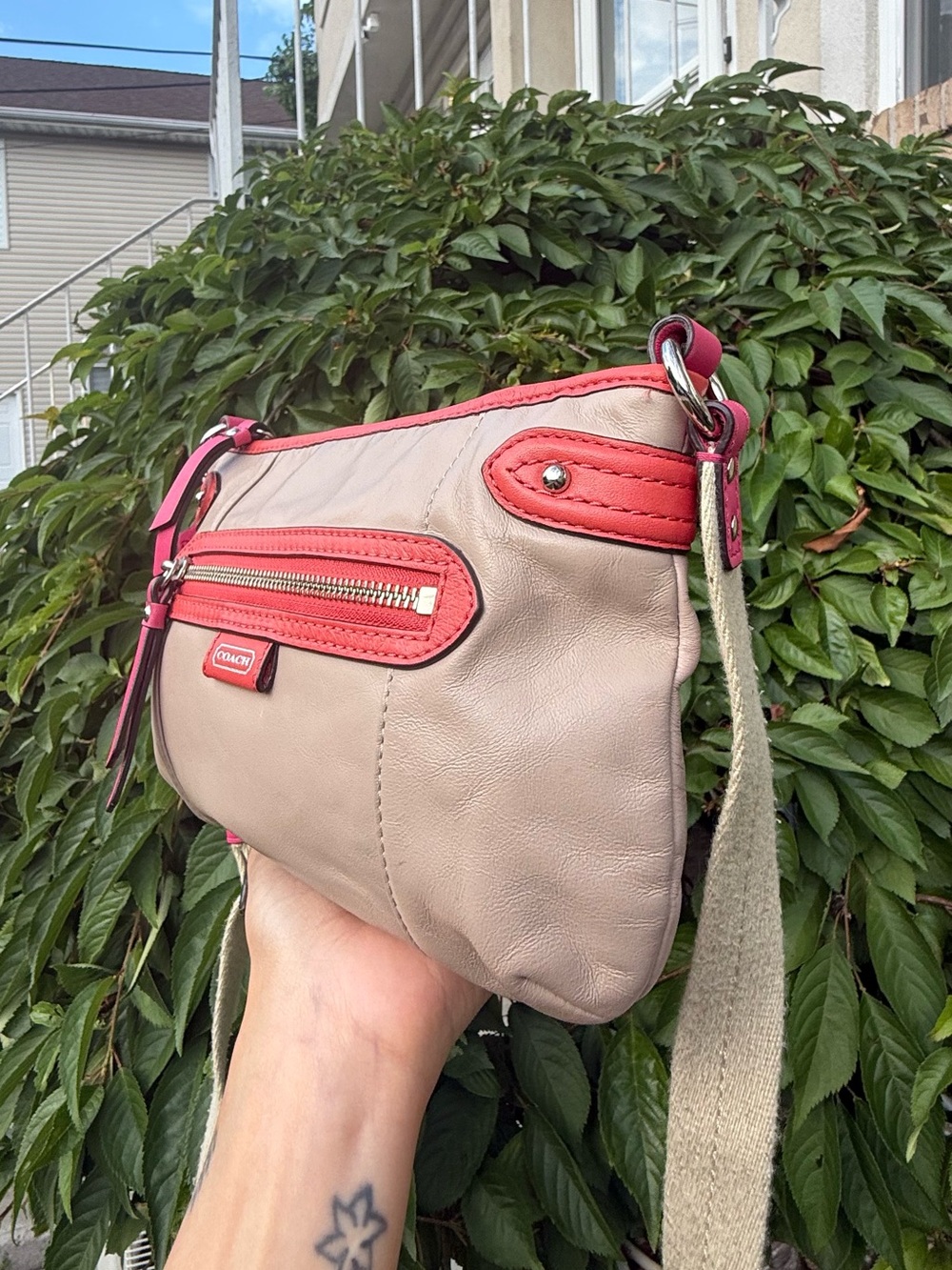 Vintage Coach Y2K Daisy Spectator Leather Crossbody Swingpack Tan Pink Orange - Picture 3 of 5